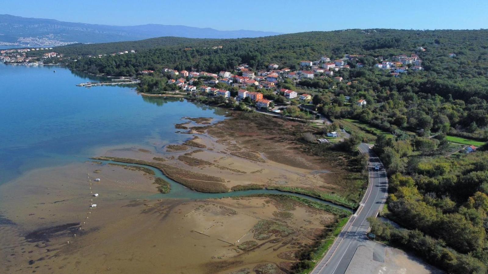 Apartman Kačić Sveti Ivan Dobrinjski Bagian luar foto